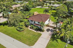 Luxury Casa Mila 7BR With Private Heated Pool