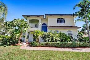 Luxury Casa Mila 7BR With Private Heated Pool