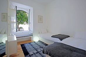 Portas do Castelo Apartments