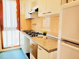 Bright Flat Perfect for Families - Beahost