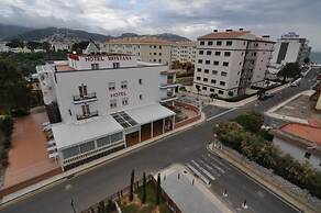 Hotel Montana by Bossh