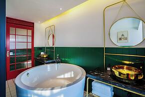 Zheda Yuanzheng Lanshe Hotel