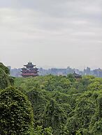 Zheda Yuanzheng Lanshe Hotel