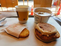 Zheda Yuanzheng Lanshe Hotel