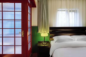 Zheda Yuanzheng Lanshe Hotel