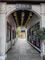 Zheda Yuanzheng Lanshe Hotel