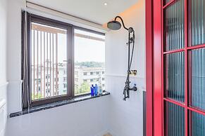 Zheda Yuanzheng Lanshe Hotel