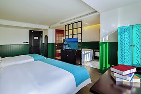 Zheda Yuanzheng Lanshe Hotel