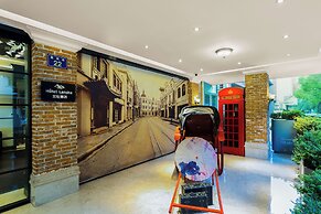 Zheda Yuanzheng Lanshe Hotel