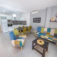 Peater Plaza in Roses