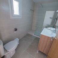 Peater Plaza in Roses