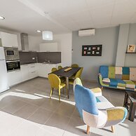 Peater Plaza in Roses