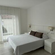 Cap Llarg 9 in Roses