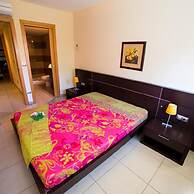 Drugstore B E in Roses