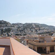 Peater Studio in Roses