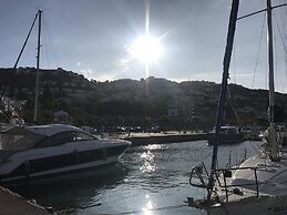 Cosconilles 1 in Roses