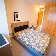 Drugstore A E in Roses