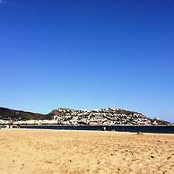 Drugstore A E in Roses