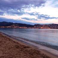 Drugstore A E in Roses