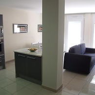 Drugstore A E in Roses