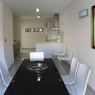 Drugstore B B in Roses