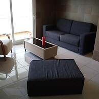 Drugstore B B in Roses