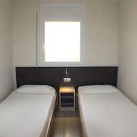 Drugstore B B in Roses