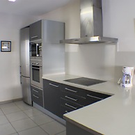 Drugstore B B in Roses