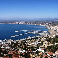 Apartment- Panama in Roses