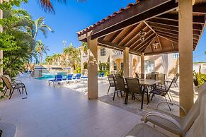 1BR Condo Wacamaya Condos Great Pool Location