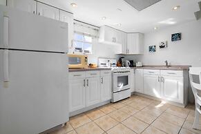 1BR Condo Wacamaya Condos Great Pool Location