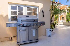 1BR Condo Wacamaya Condos Great Pool Location