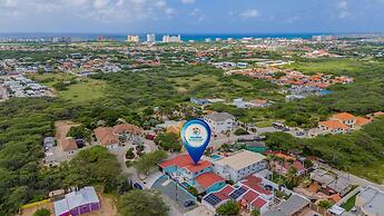 Sleeps 12 Spacious Private Pool Great Location