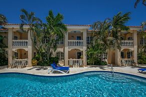 1br1ba Condo in Amazing Location Wacamaya Condos