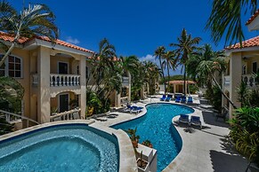 1br1ba Condo in Amazing Location Wacamaya Condos