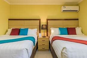 2 Queen Studio w Pool BBQ Hotwater Close 2 Beach