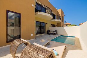 Brand NEW 2br2ba w Private Pool in Gated Community