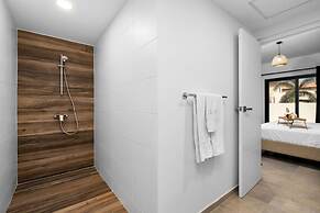 Brand NEW 2br2ba w Private Pool in Gated Community