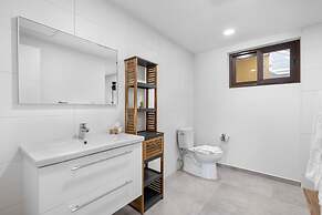 Brand NEW 2br2ba w Private Pool in Gated Community