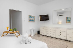 3BR 3BA Pool Downtown Short Walk to Beach