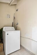 Cozy 3br2ba Great Location w Private Pool Patio