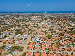 Cozy 3br2ba Great Location w Private Pool Patio