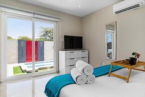 Brand NEW 1br2ba w Privatepool in Amazing Location