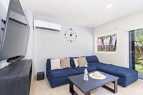 2br2 5BA Townhome - Fullyequipped - Pool - Parking