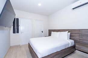 2br2 5BA Townhome - Fullyequipped - Pool - Parking