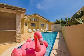 Cozy Central 4br3ba Home w Pvt Pool Largegarden