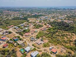 2BR Countryside Home w Sea Views Private Pool