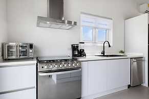 2BR Countryside Home w Sea Views Private Pool