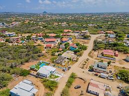 2BR Countryside Home w Sea Views Private Pool