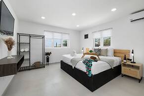 2BR Countryside Home w Sea Views Private Pool